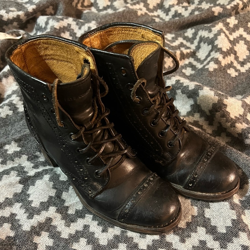 Frye Sabrina Brogue Short Boots